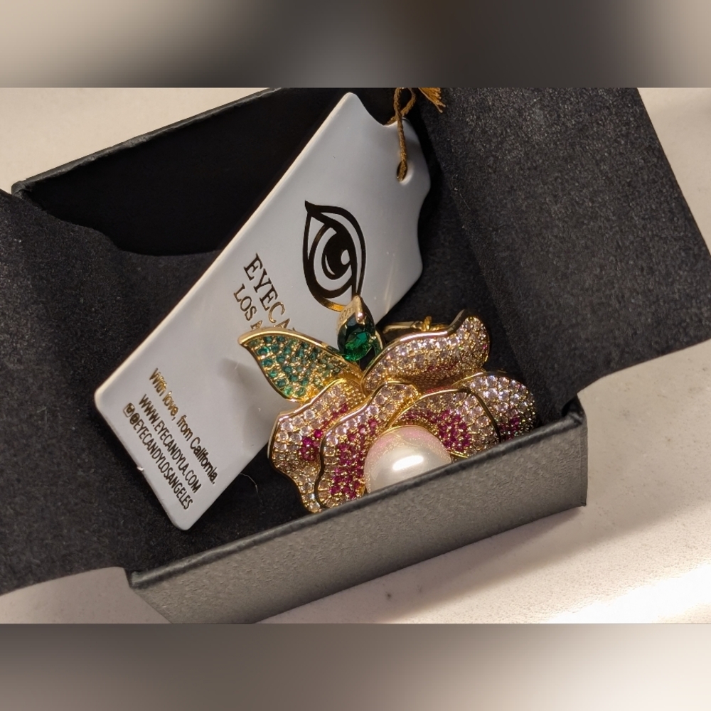 EYECANDY Gold Floral Pearl Ring with Pink and Green Crystals NWT - Picture 7 of 15
